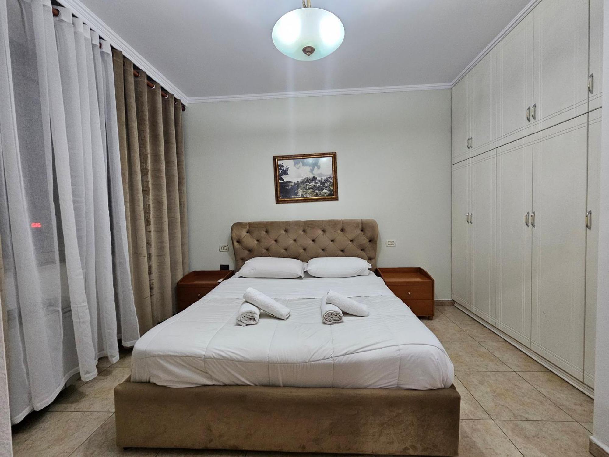 Skanderbeg Square Explorer Apartments Tirana Exteriér fotografie